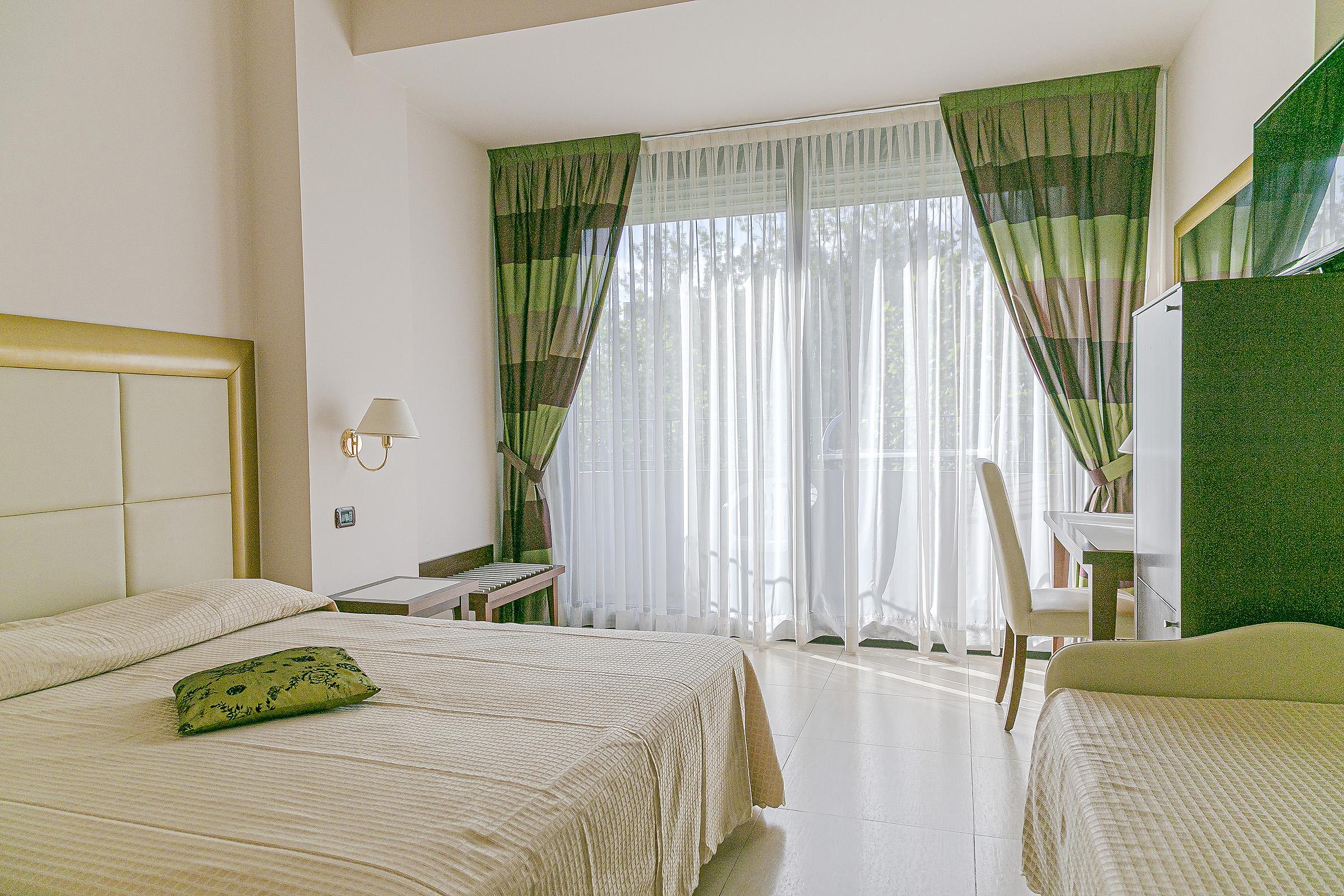 Hotel Metropolitan เบลลาเรีย-อีเจอา มารีนา ภายนอก รูปภาพ